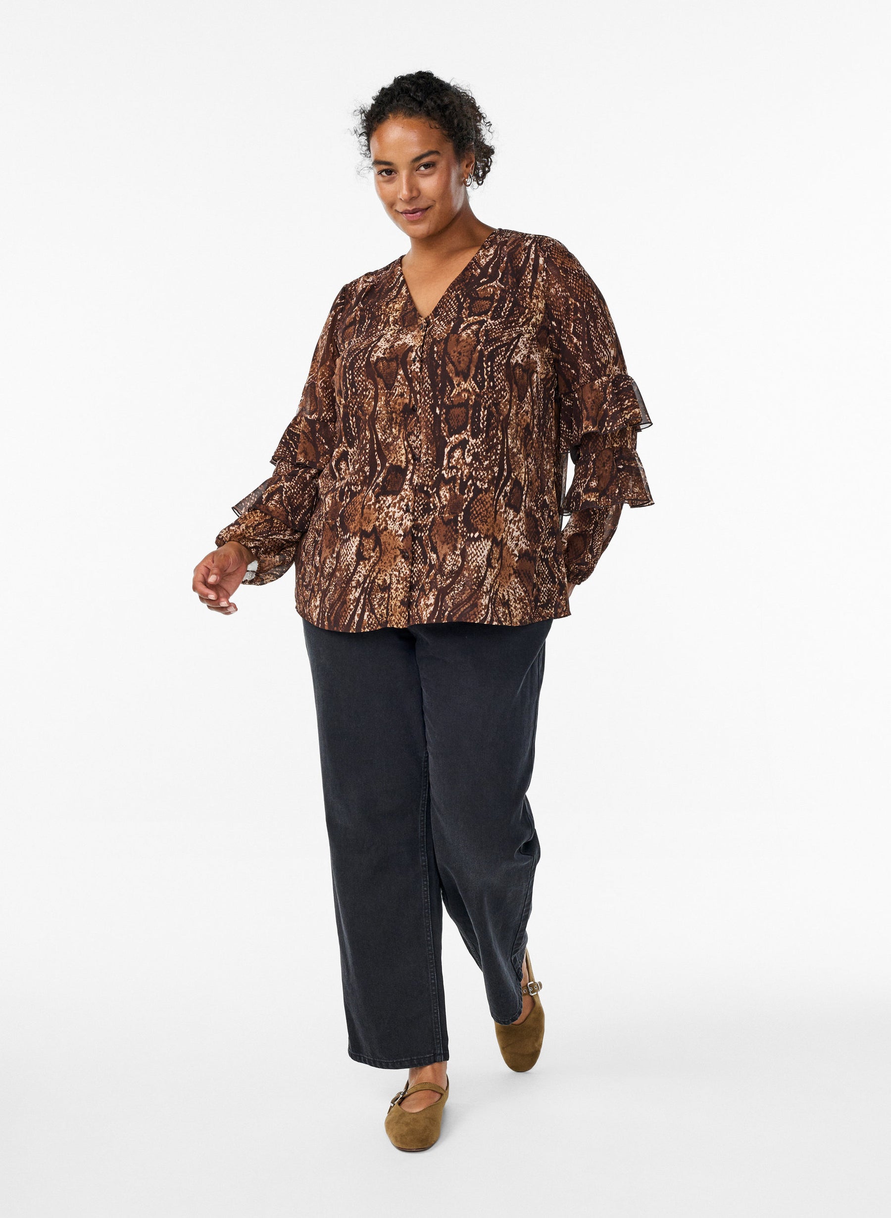 Zizzi Sika Blouse in Brown