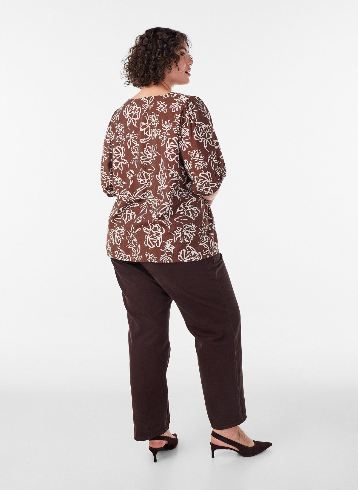 Zizzi Stina Blouse in Brown Flower
