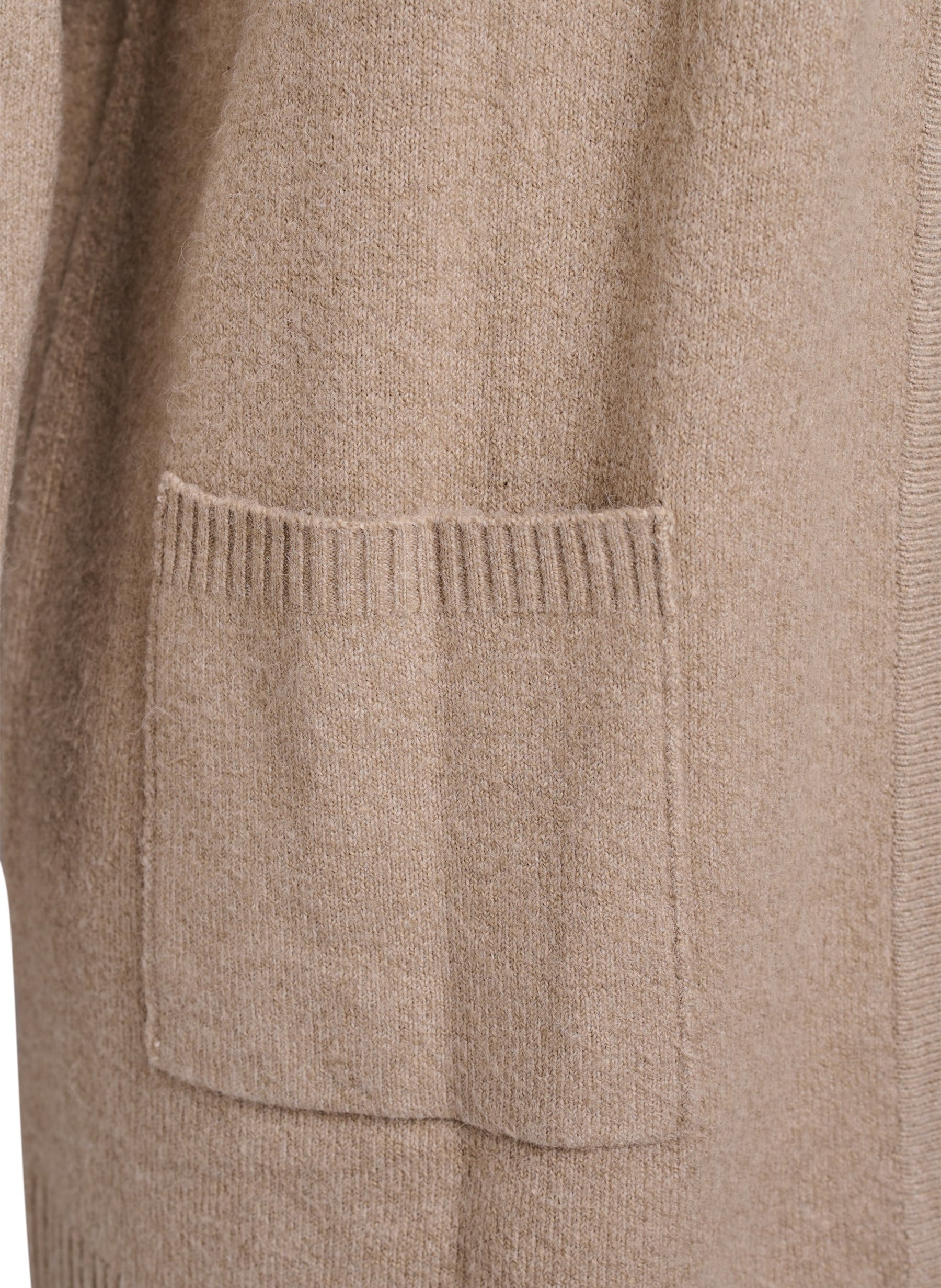 Zizzi Sunny Cardigan in Beige