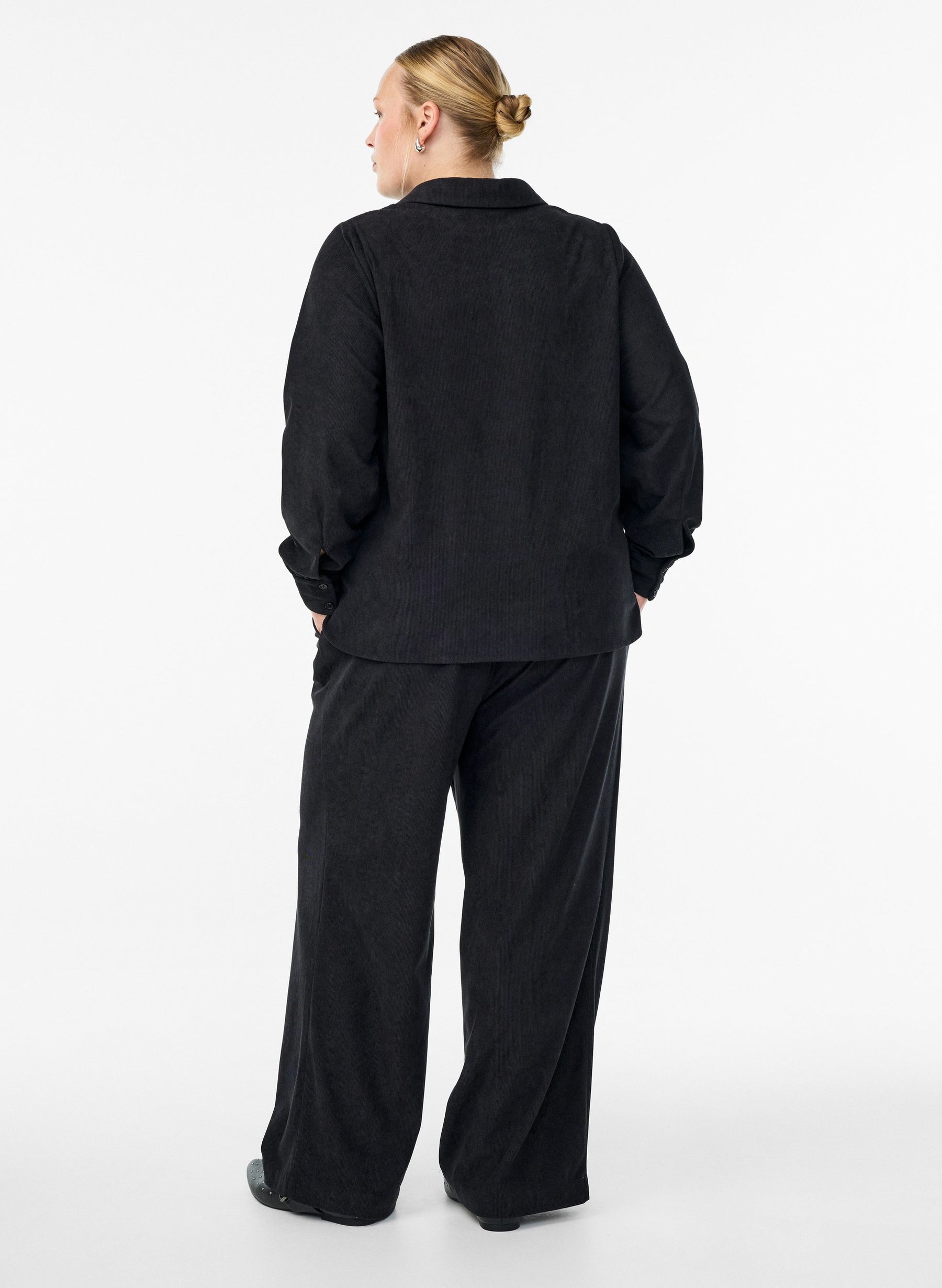 Zizzi Surine Trousers in Black