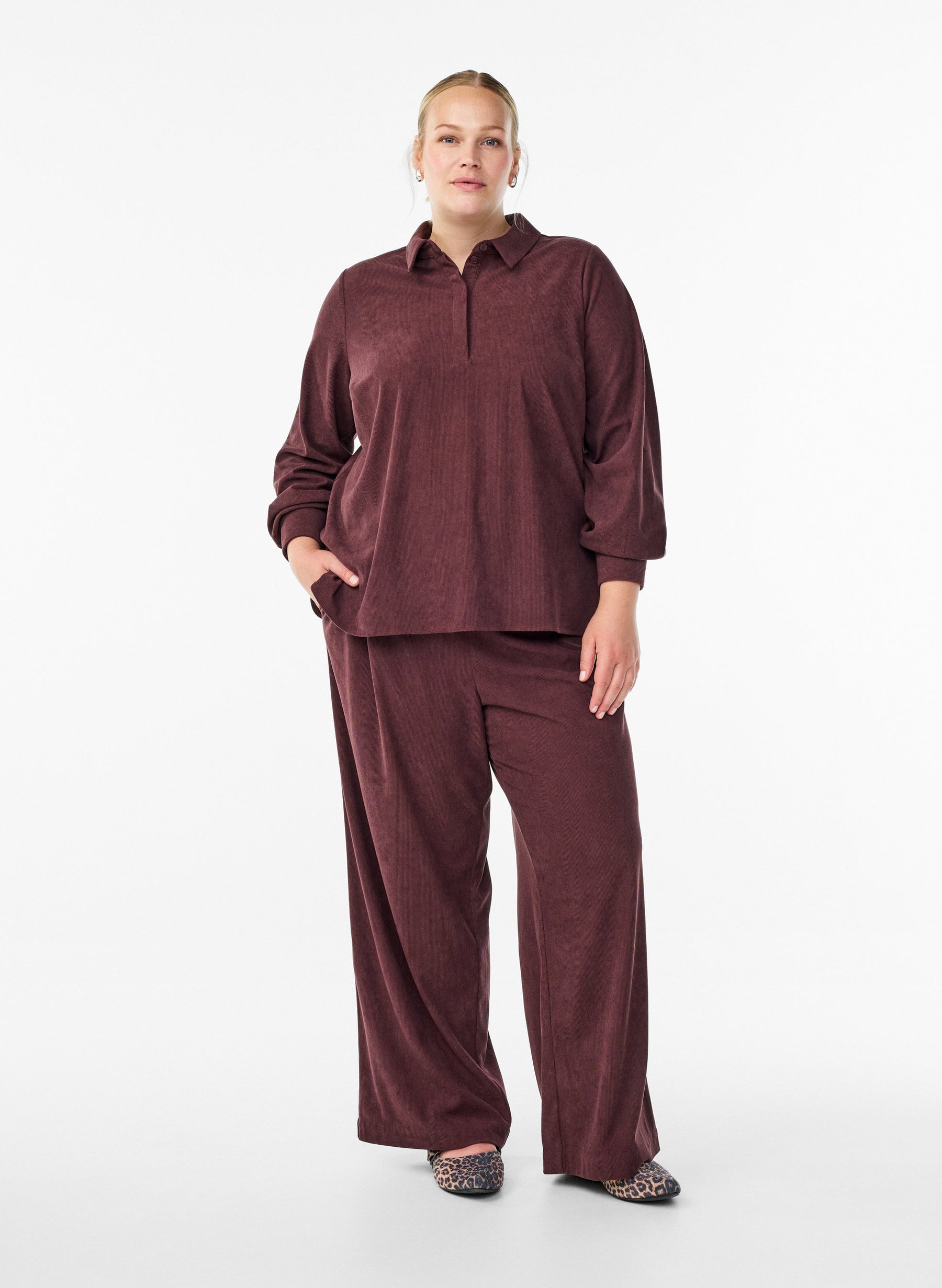 Zizzi Surine Trousers in Wine