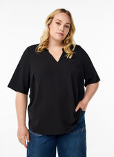 Zizzi V-Neck Anni Blouse in Black