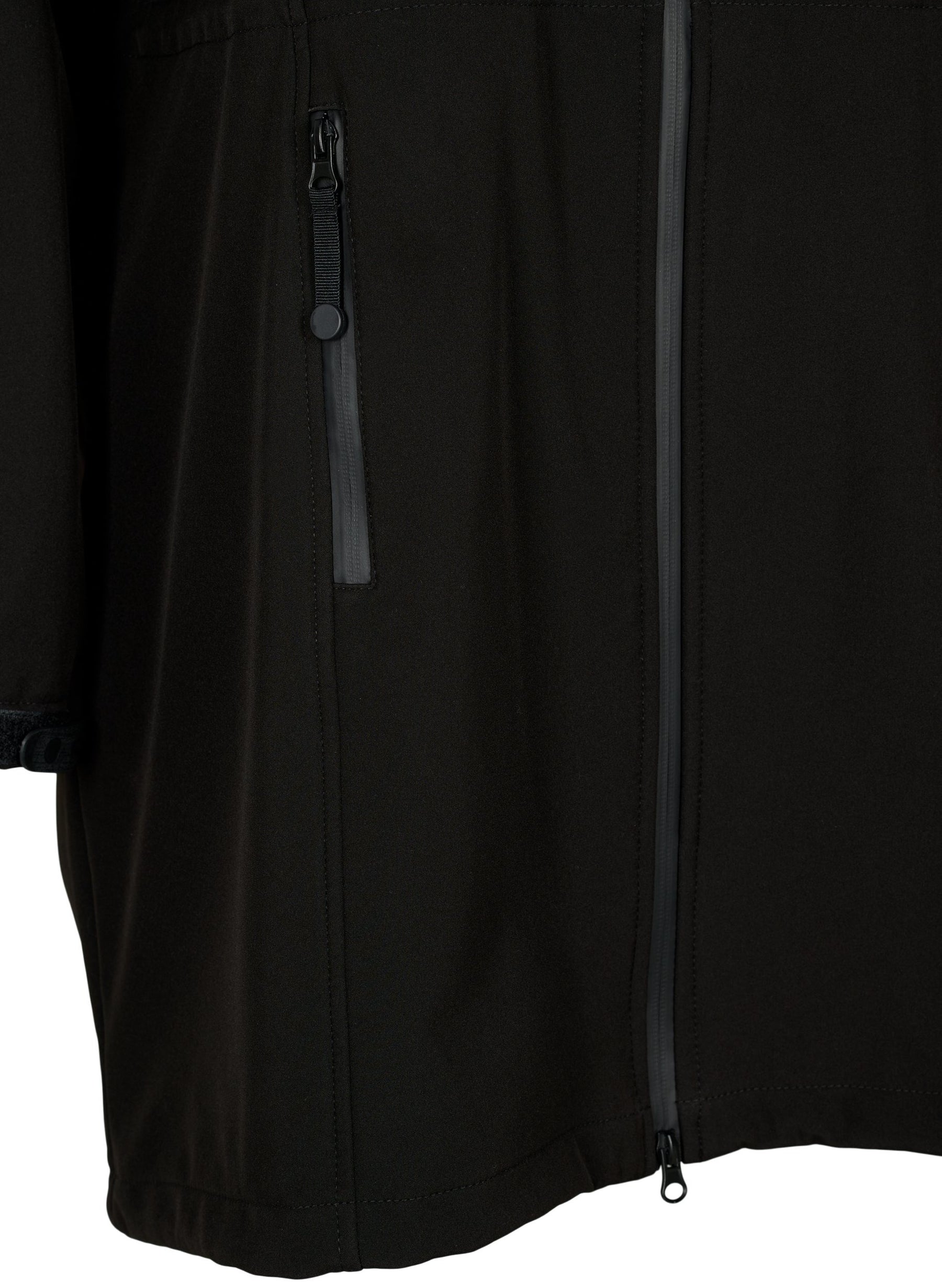 Zizzi Waterproof Coat in Black