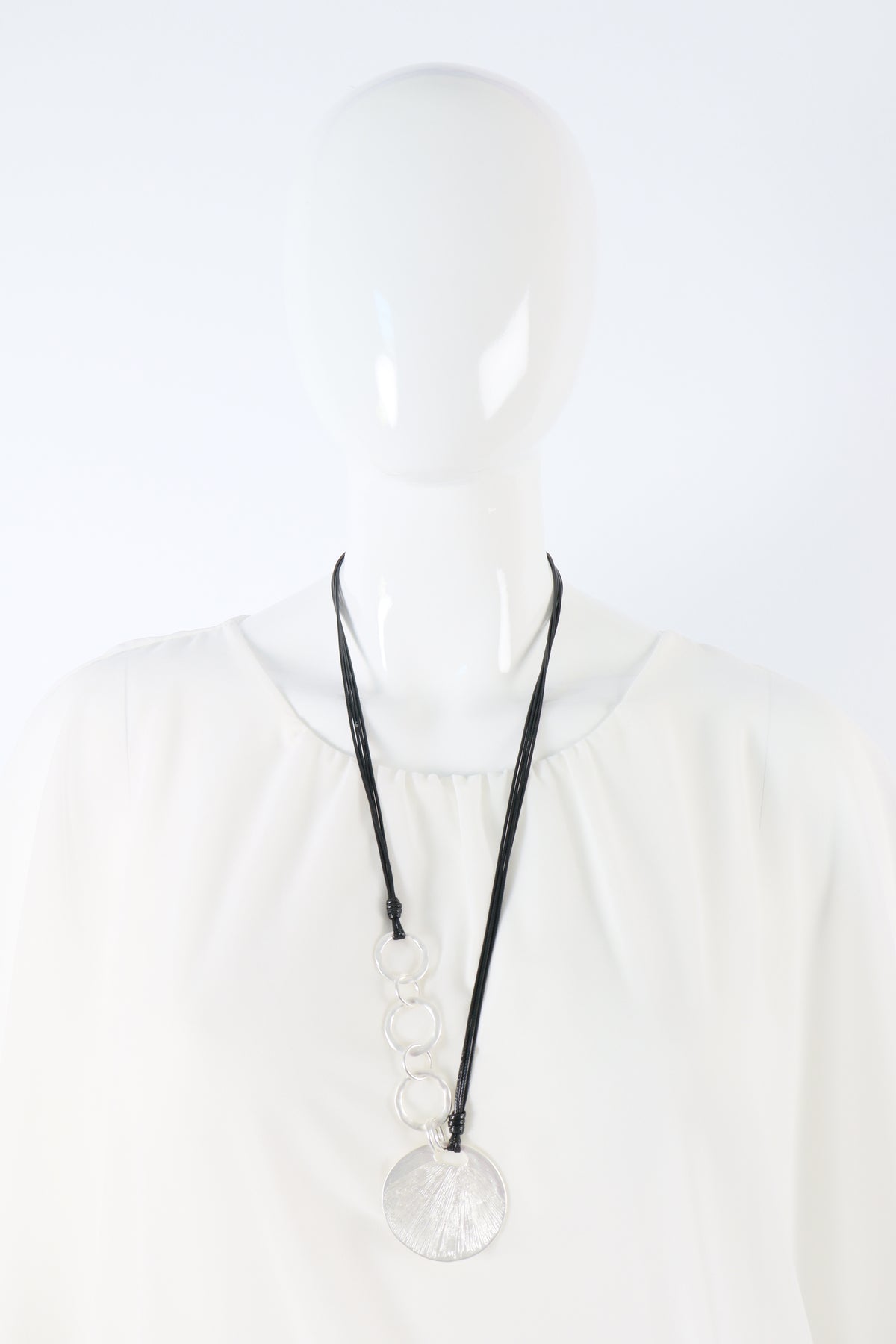 Zoey Necklace in Black