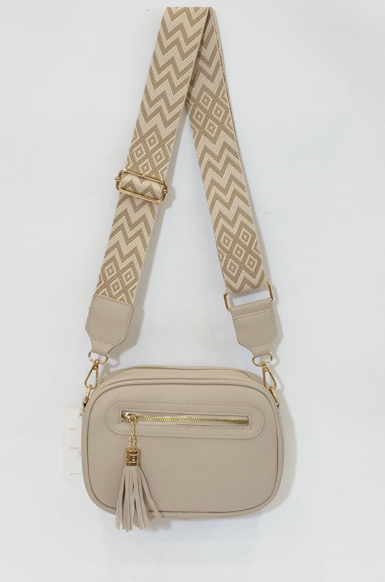 Mia Handbag in Tan