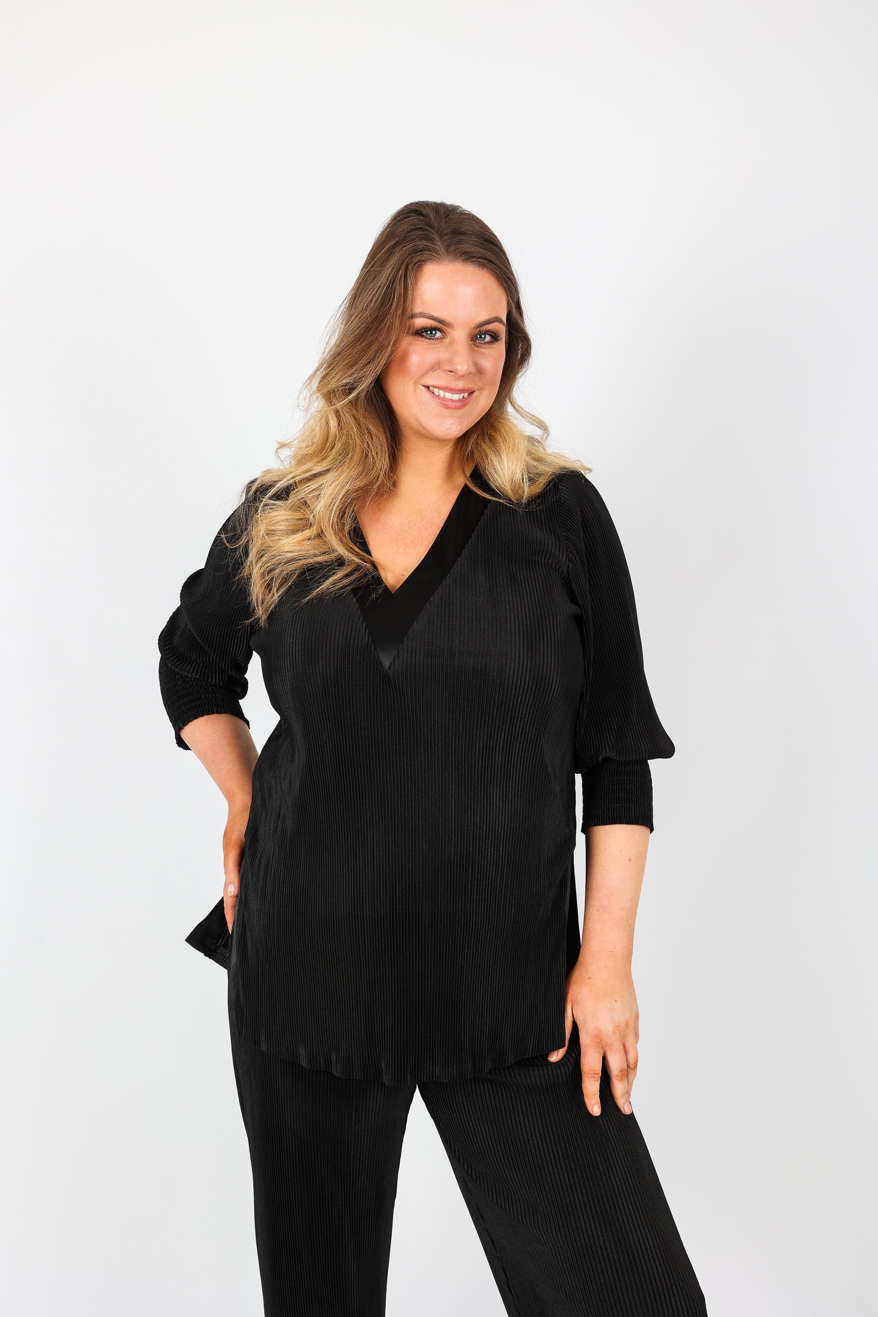 Mellomi Sharon Plisse Top in Black