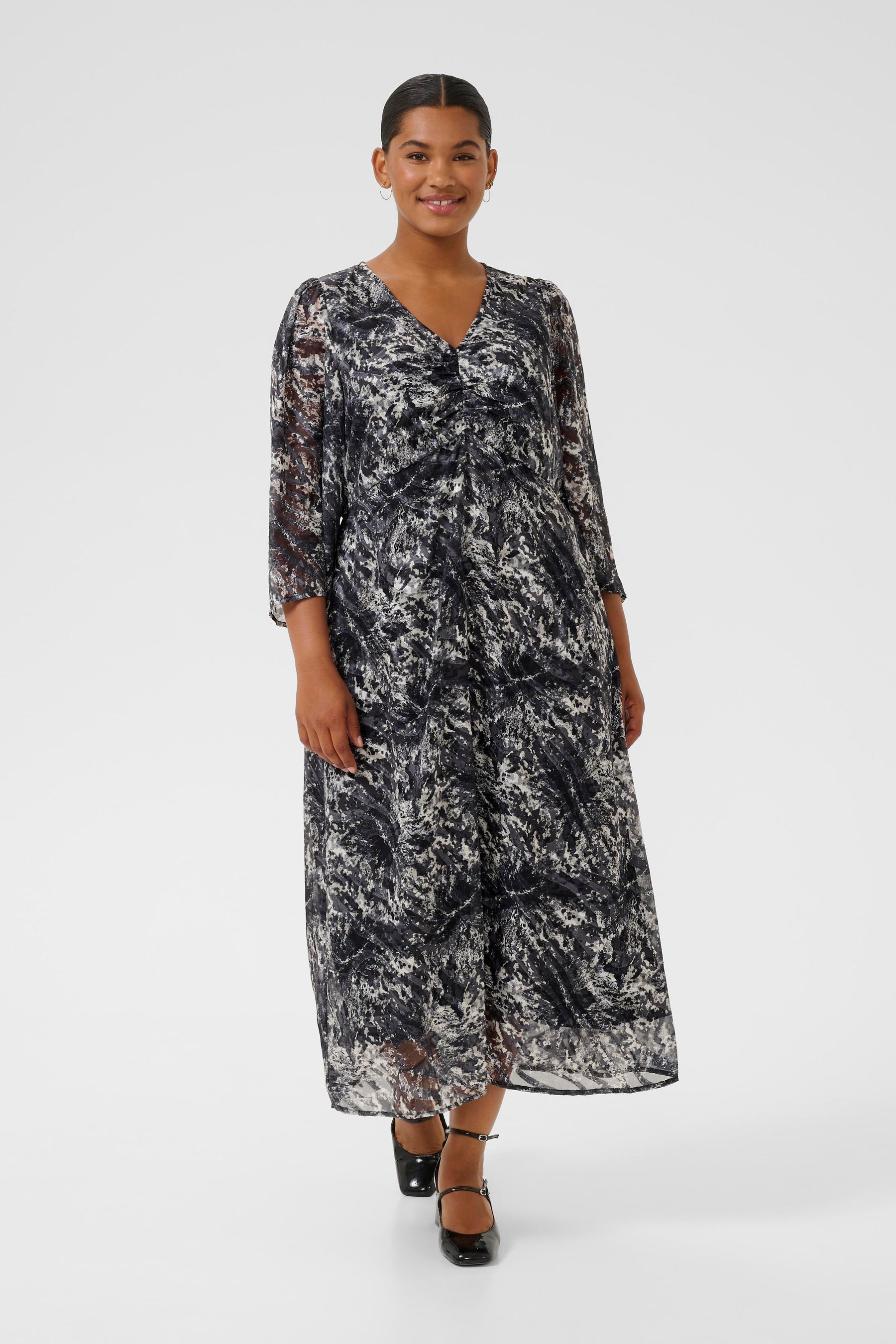 Kaffe Curve Alicia Dress in Grey