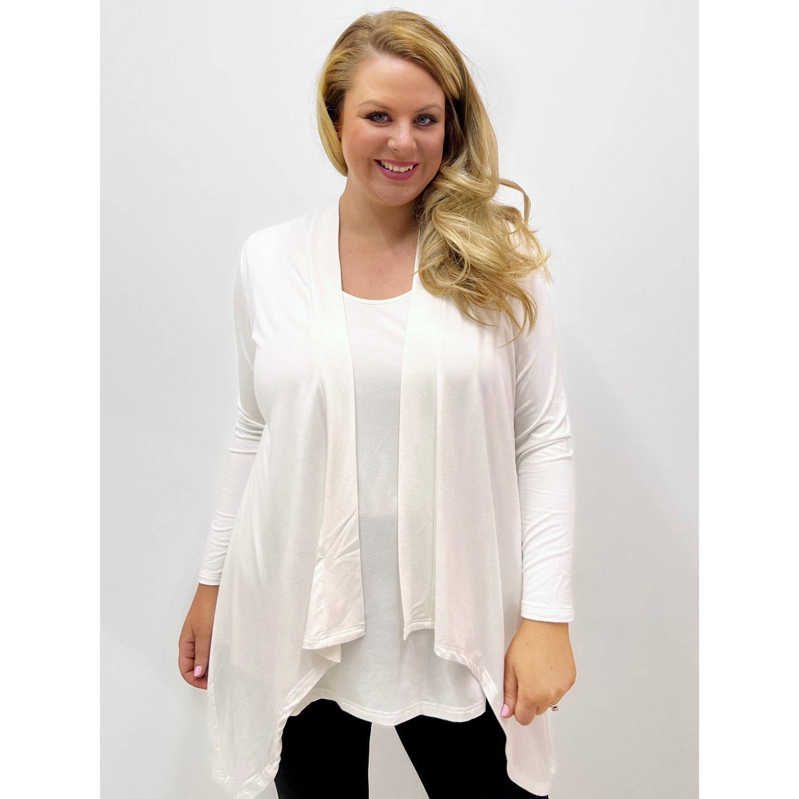 Mellomi Cara Cardigan in Off White - Wardrobe Plus