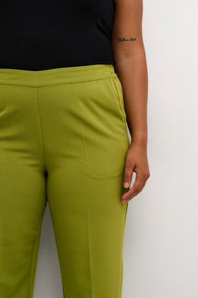 Kaffe Curve Sakira Crop Trousers in Calla Green