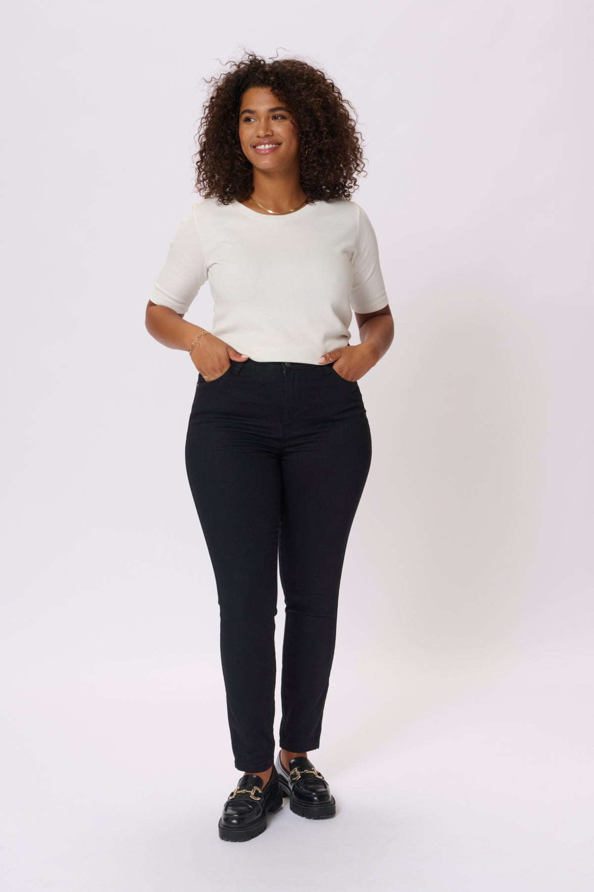 Kaffe Curve Willa Jeans in Black