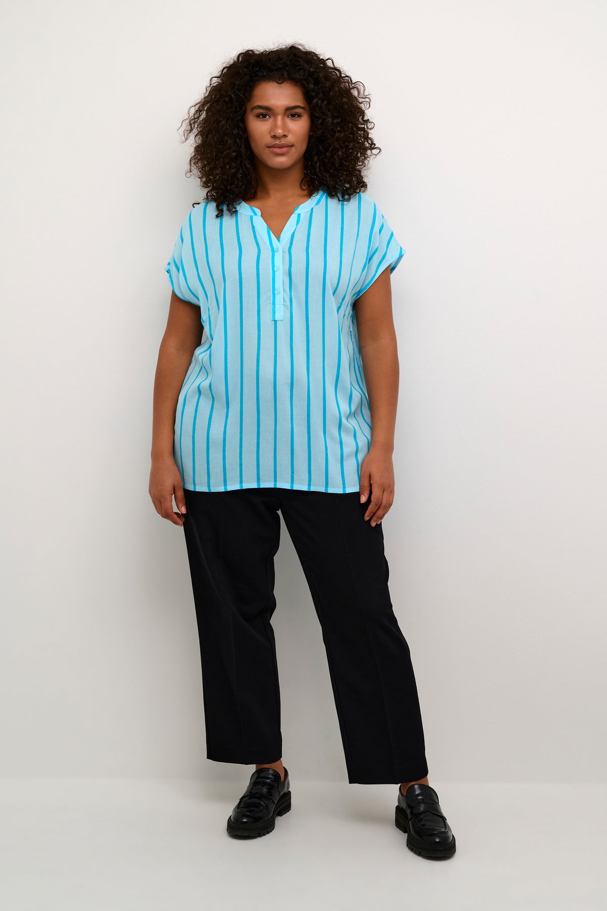 Kaffe Curve Sida Striped Blouse in Blue