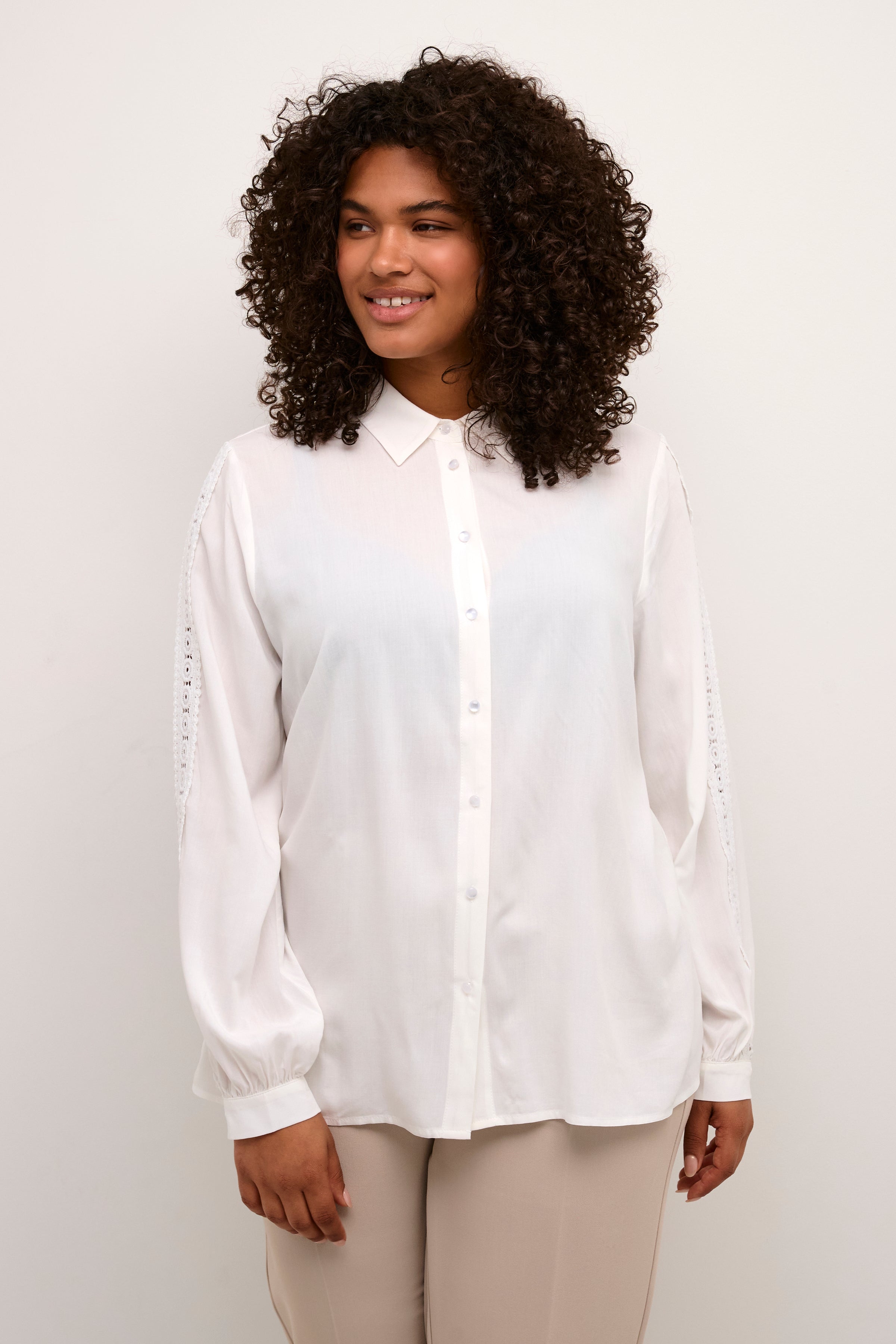 Kaffe Curve Freja Shirt in White | Plus Size Tops | Wardrobeplus.ie