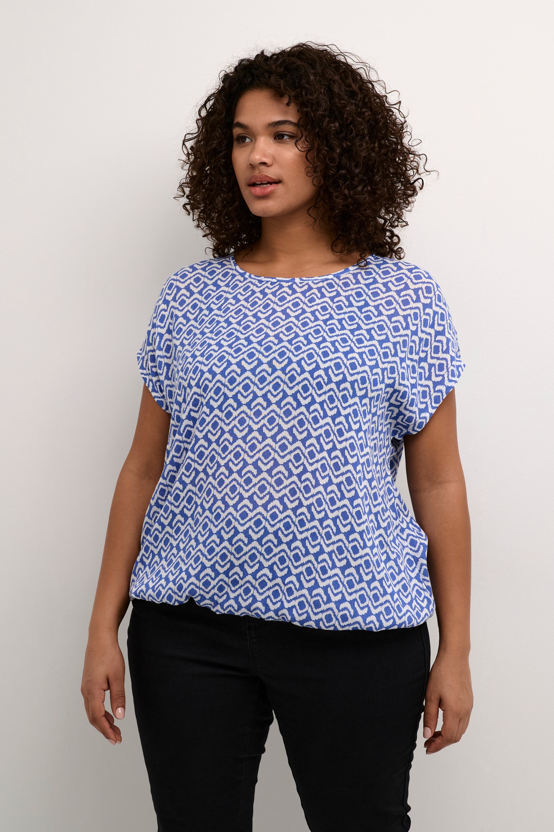 Kaffe Curve Stanley Blouse in Graphic Blue