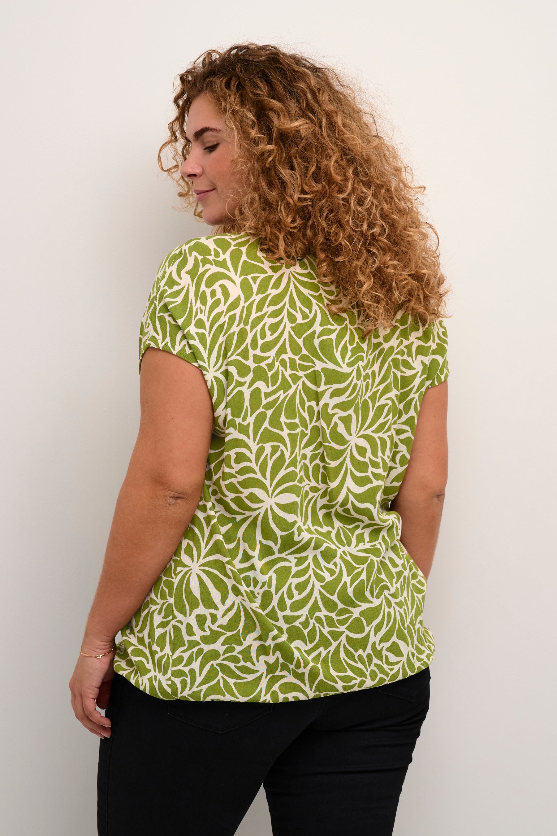 Kaffe Curve Stanley Blouse in Graphic Green