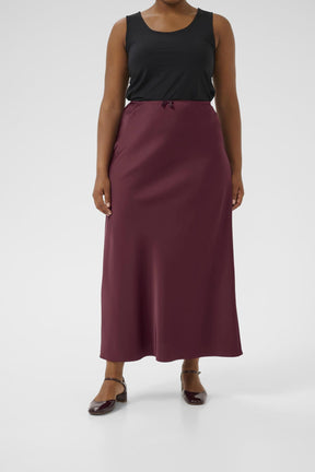 Kaffe Curve Hilla Skirt in Wine