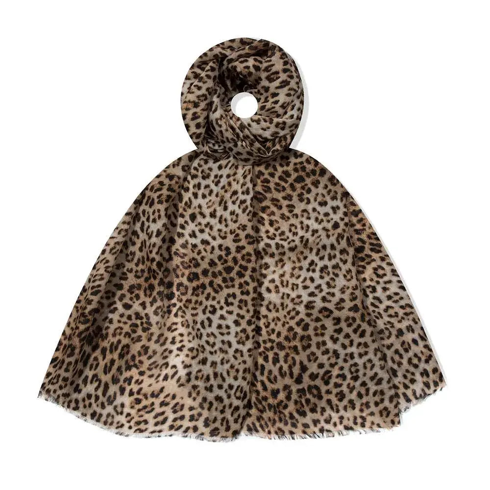 Leo Scarf in Camel