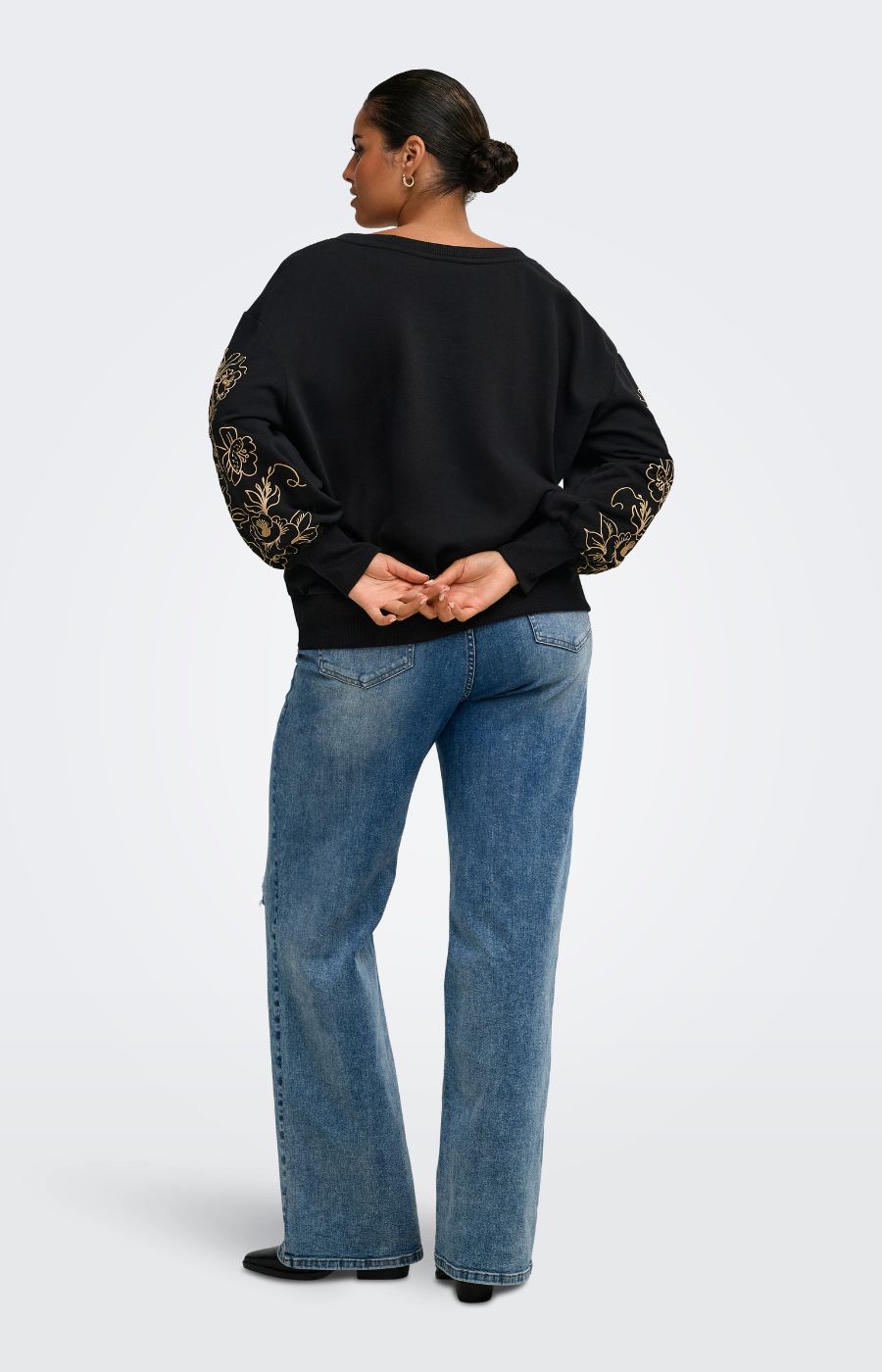 Only Carmakoma Deborah Sweater in Black