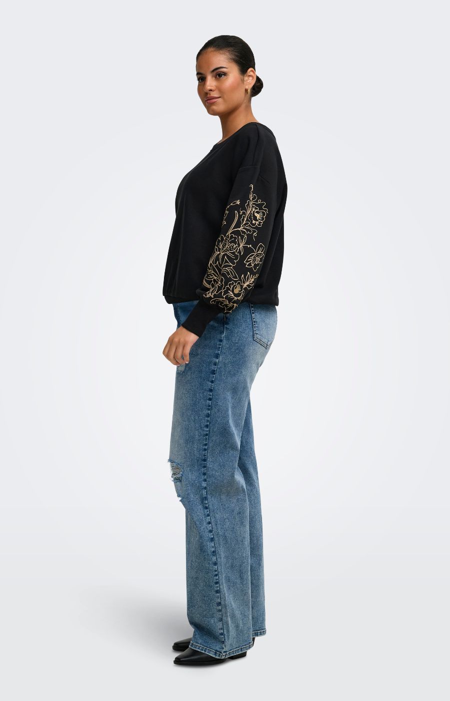Only Carmakoma Deborah Sweater in Black