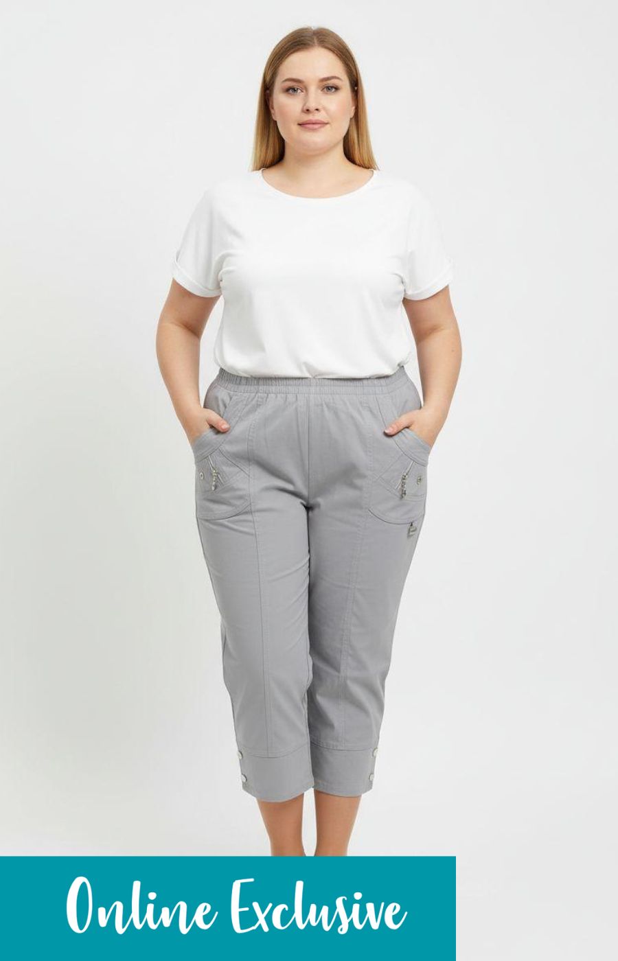 Lucie Crop Trousers in Light Grey