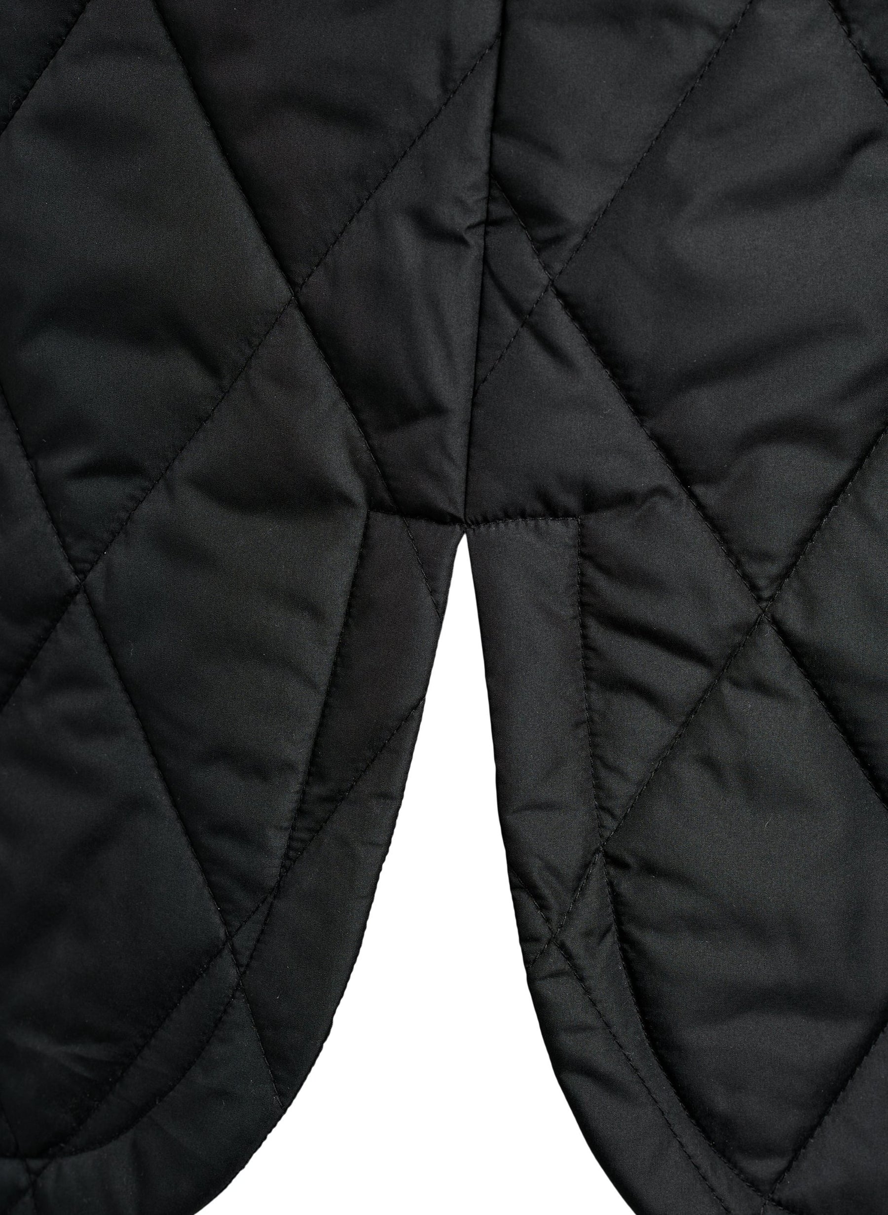 Zizzi Shanghai Gilet in Black 