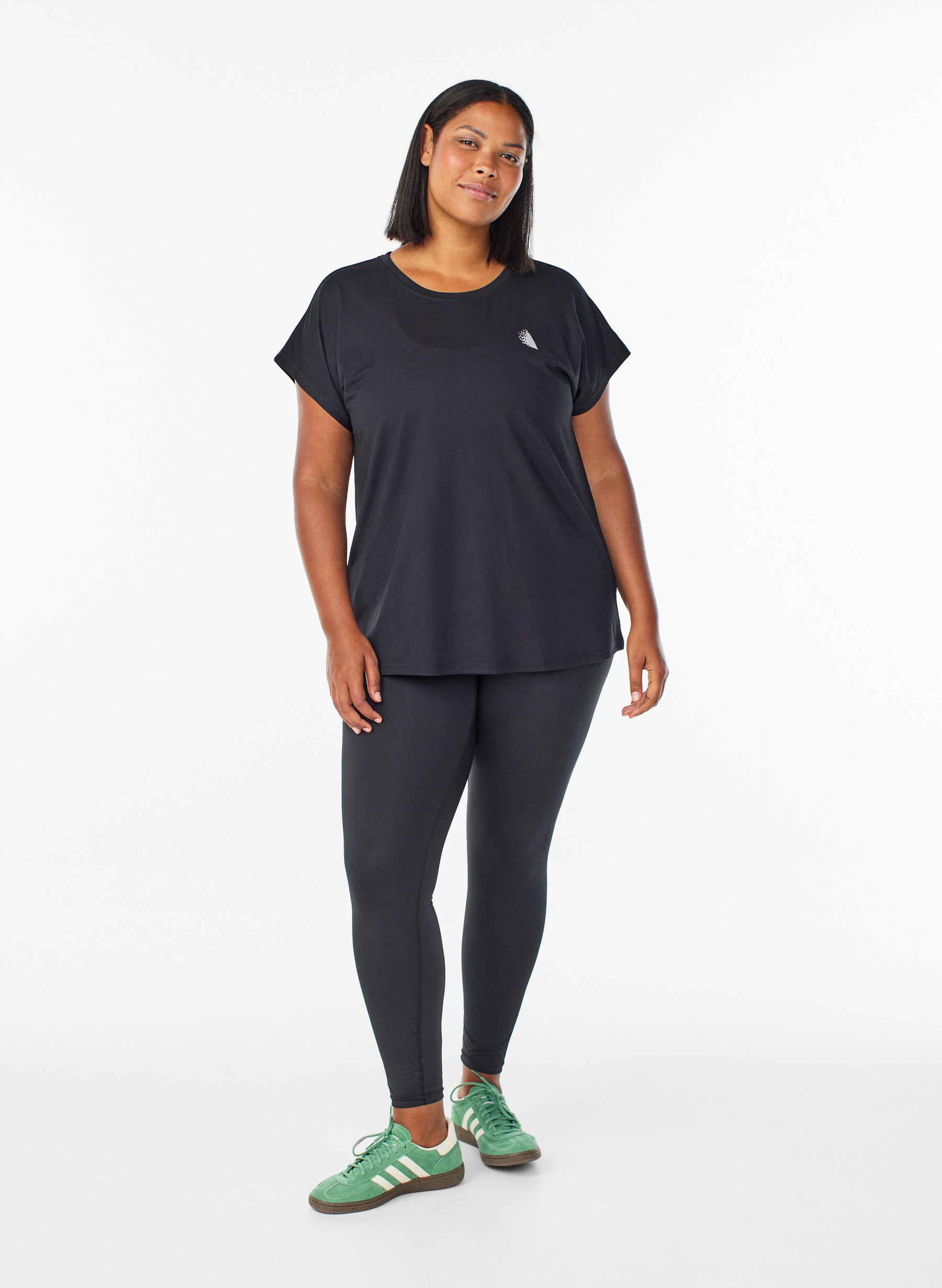 Active by Zizzi Basic T-Shirt in Black 