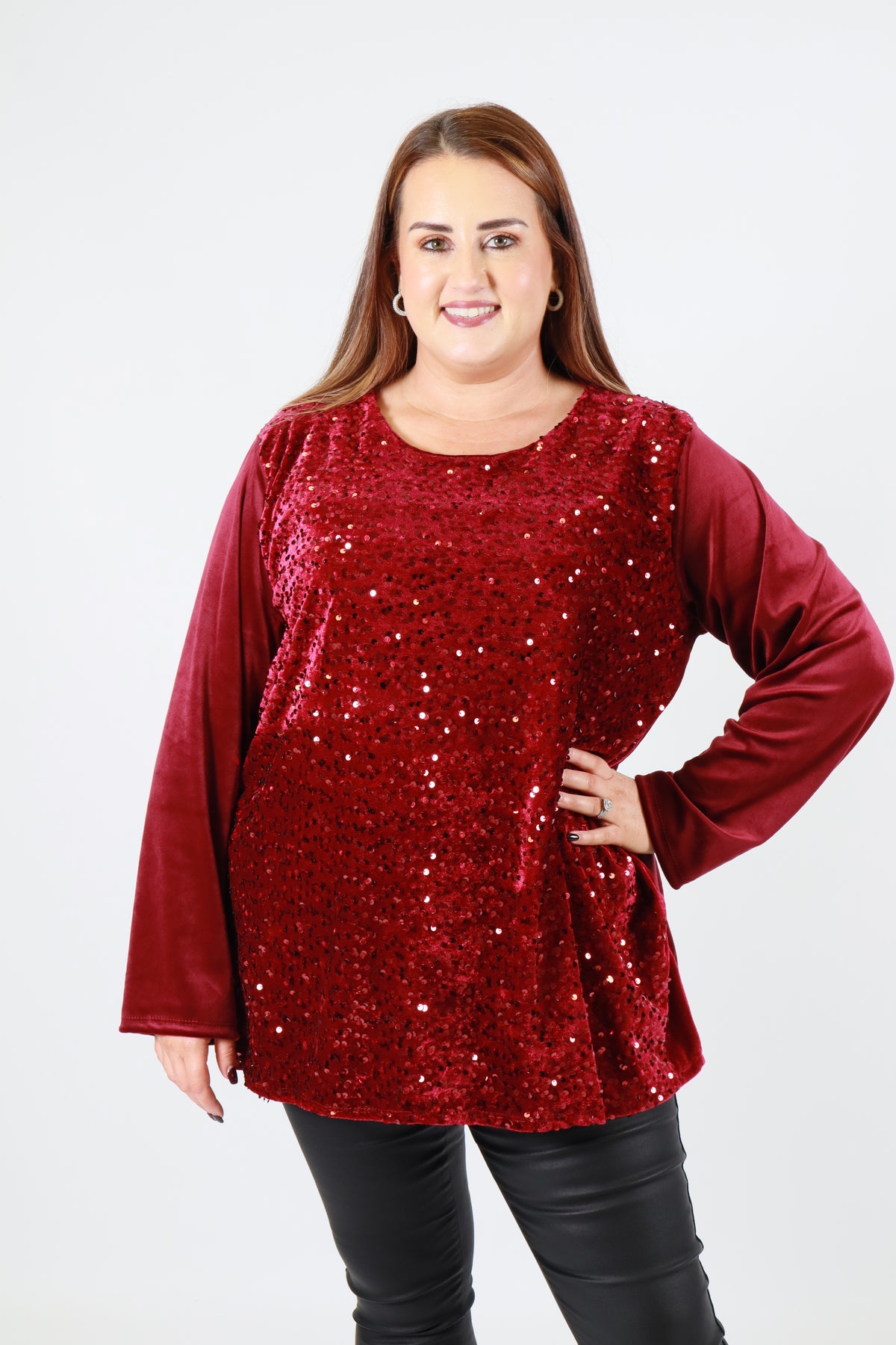 Ava Sequin Top in Wine