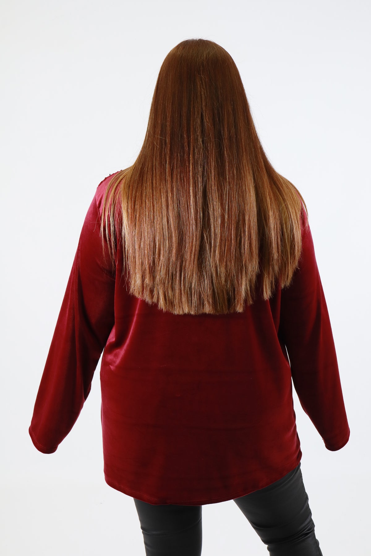 Ava Sequin Top in Wine