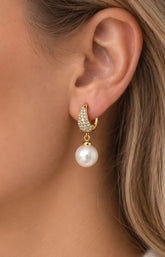 Aveline Earrings in Gold 
