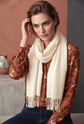 Beth Scarf in Beige 