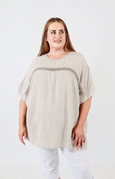 Betsy Blouse in Beige 