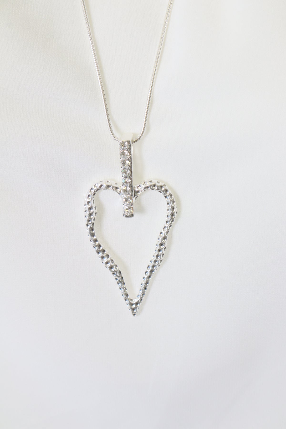 Calla Necklace in Silver