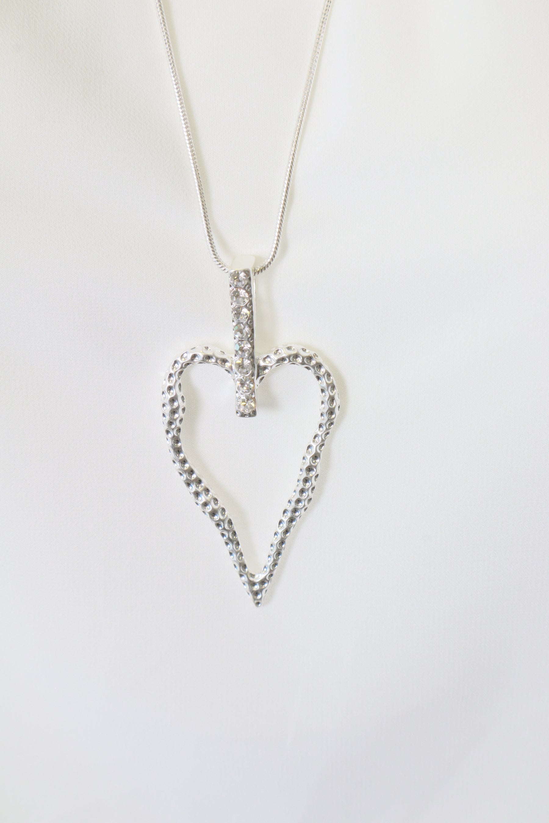 Calla Necklace in Silver
