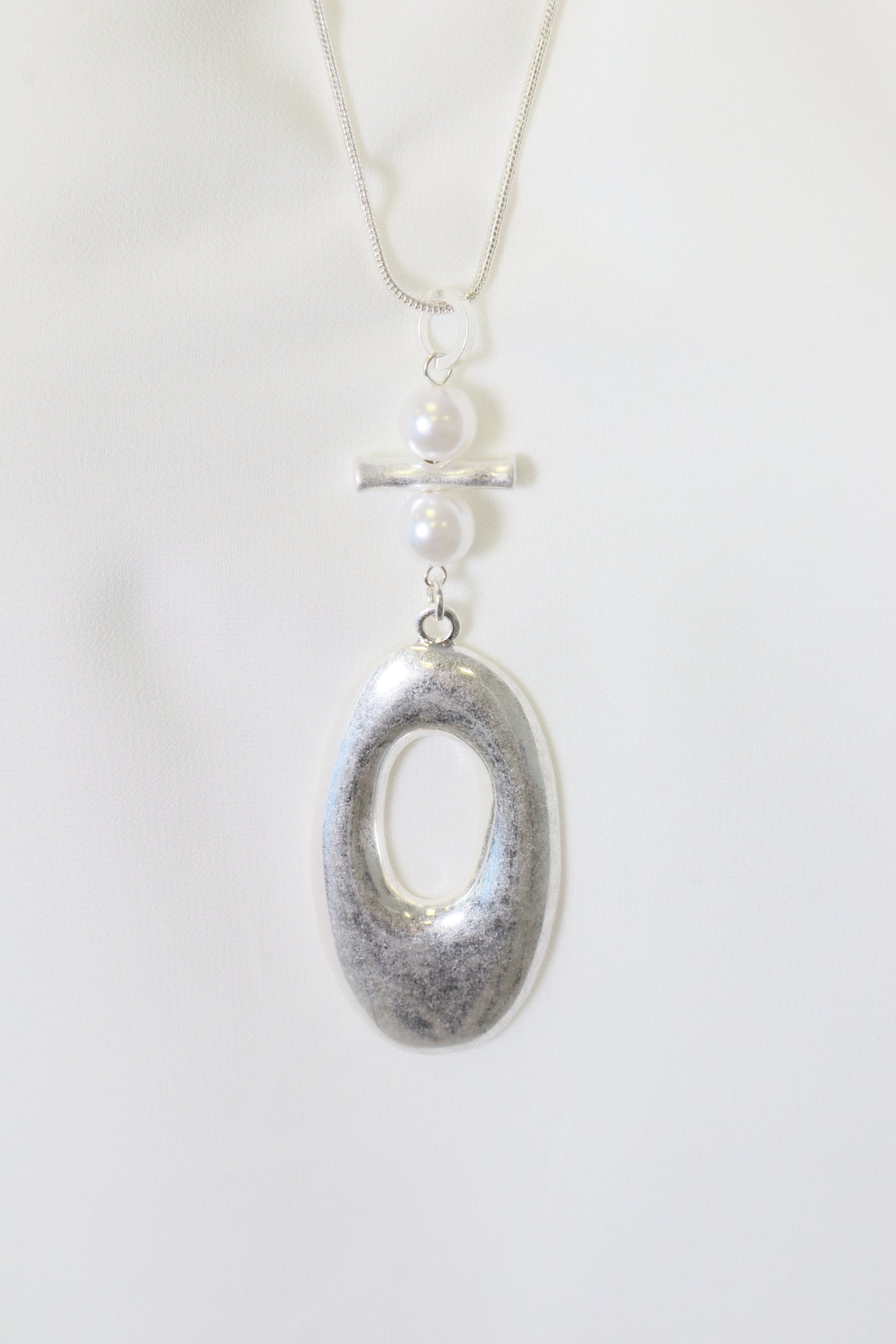Caoimhe Necklace in Silver