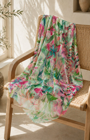 Clara Scarf in Green/Pink 