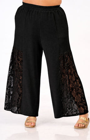 Curviss Wide Leg Trouser with Lace in Black 