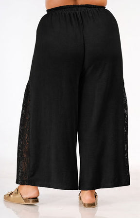 Curviss Wide Leg Trouser with Lace in Black 
