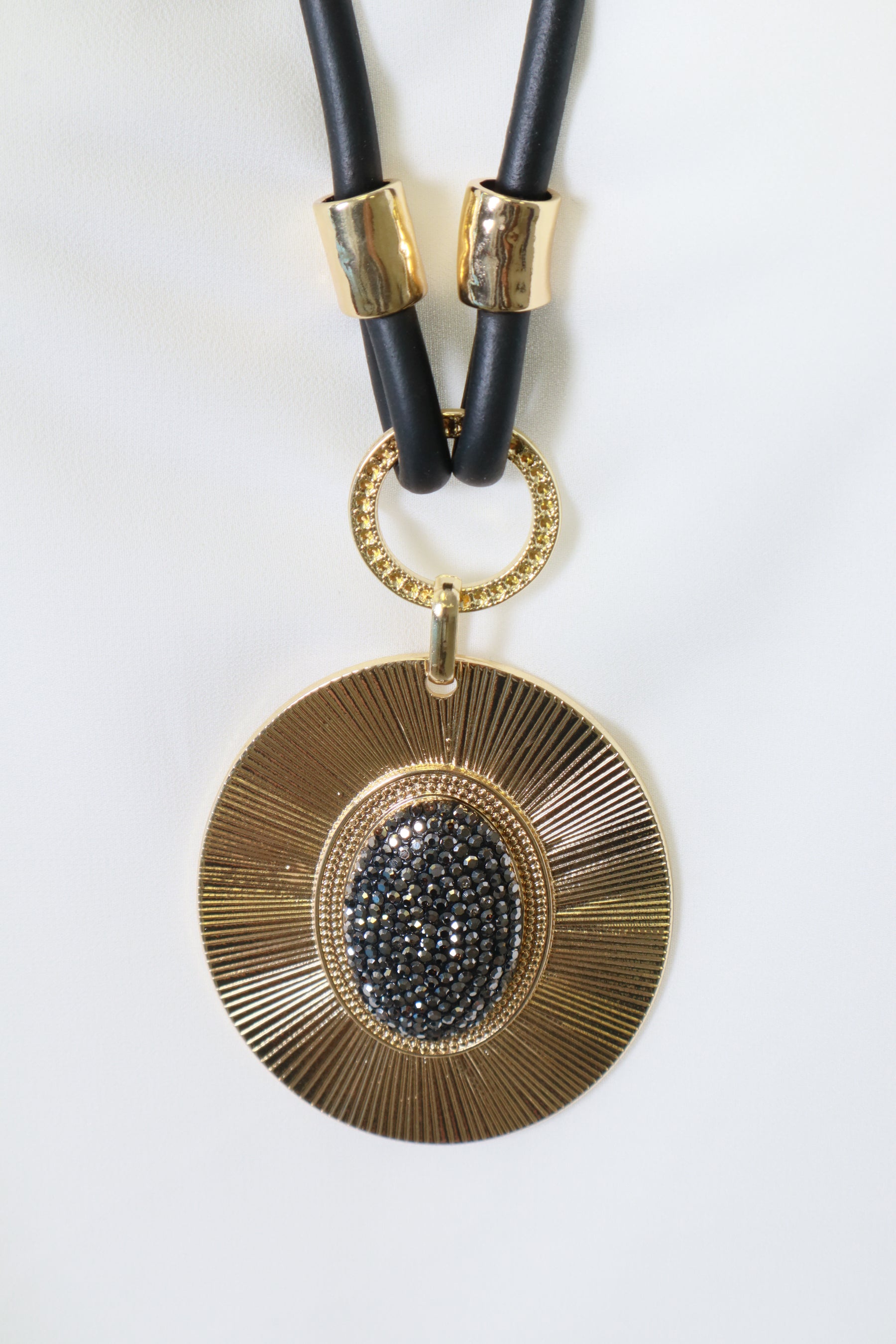 Dana Necklace in Gold