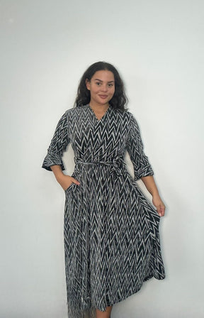 Dani Faux Wrap Dress in Silver Zig Zag