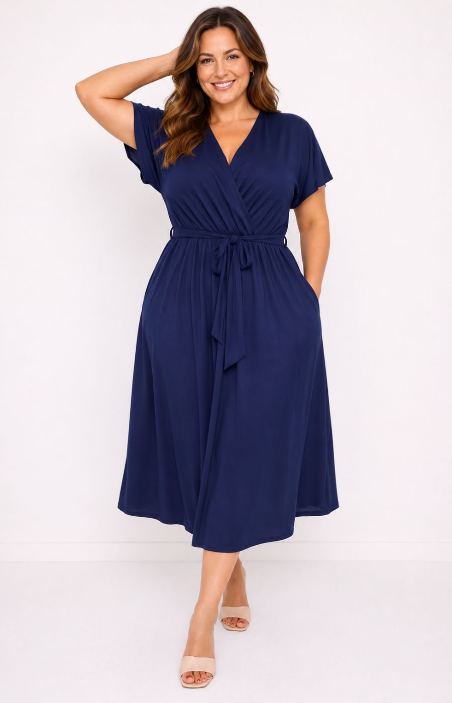 Dani Short Sleeve Dress in Navy