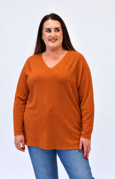 Daniela Jumper in Rust 
