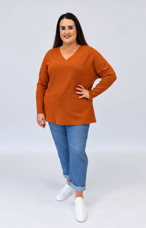 Daniela Jumper in Rust 