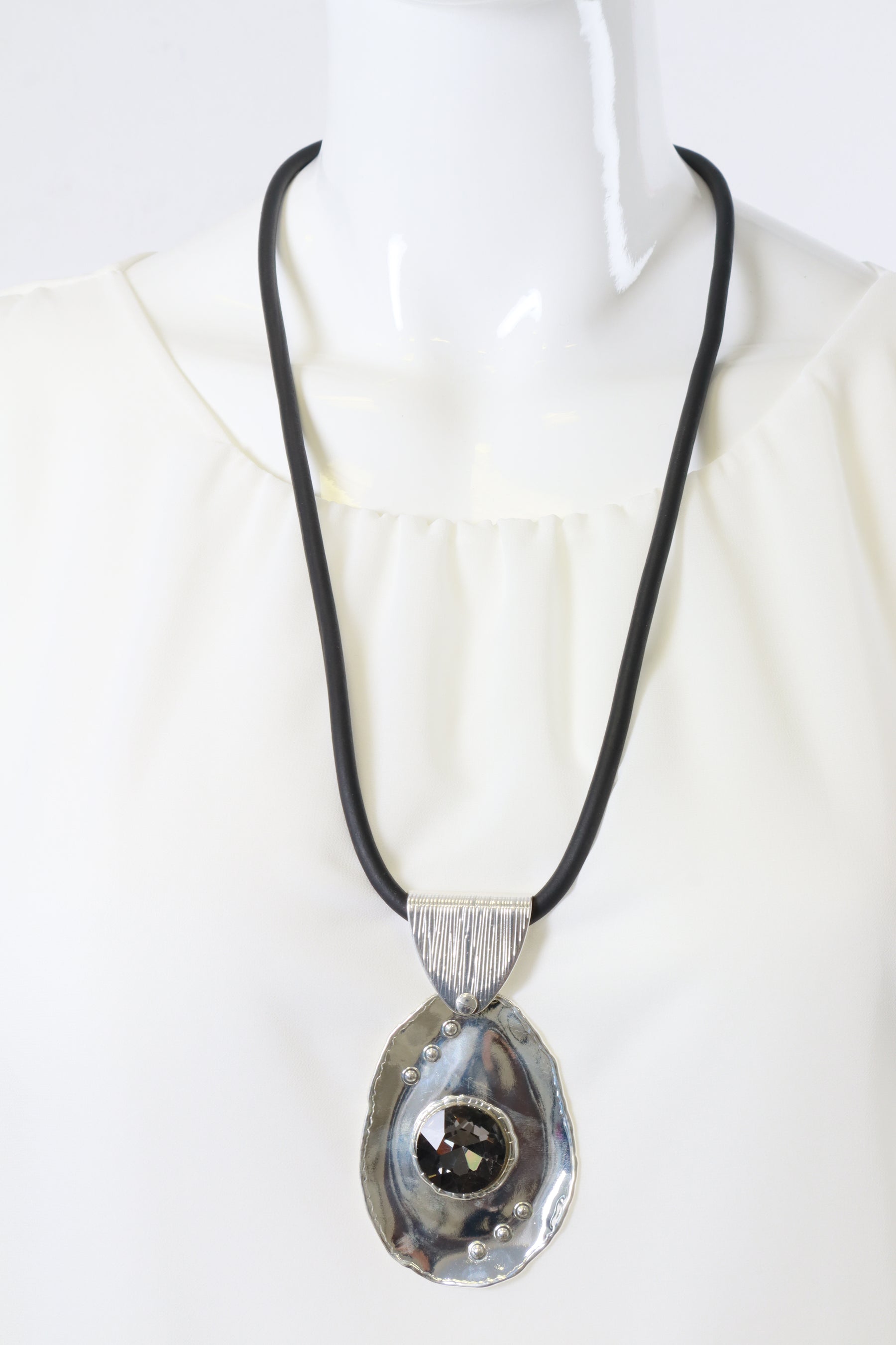 Doireann Necklace in Black and Silver