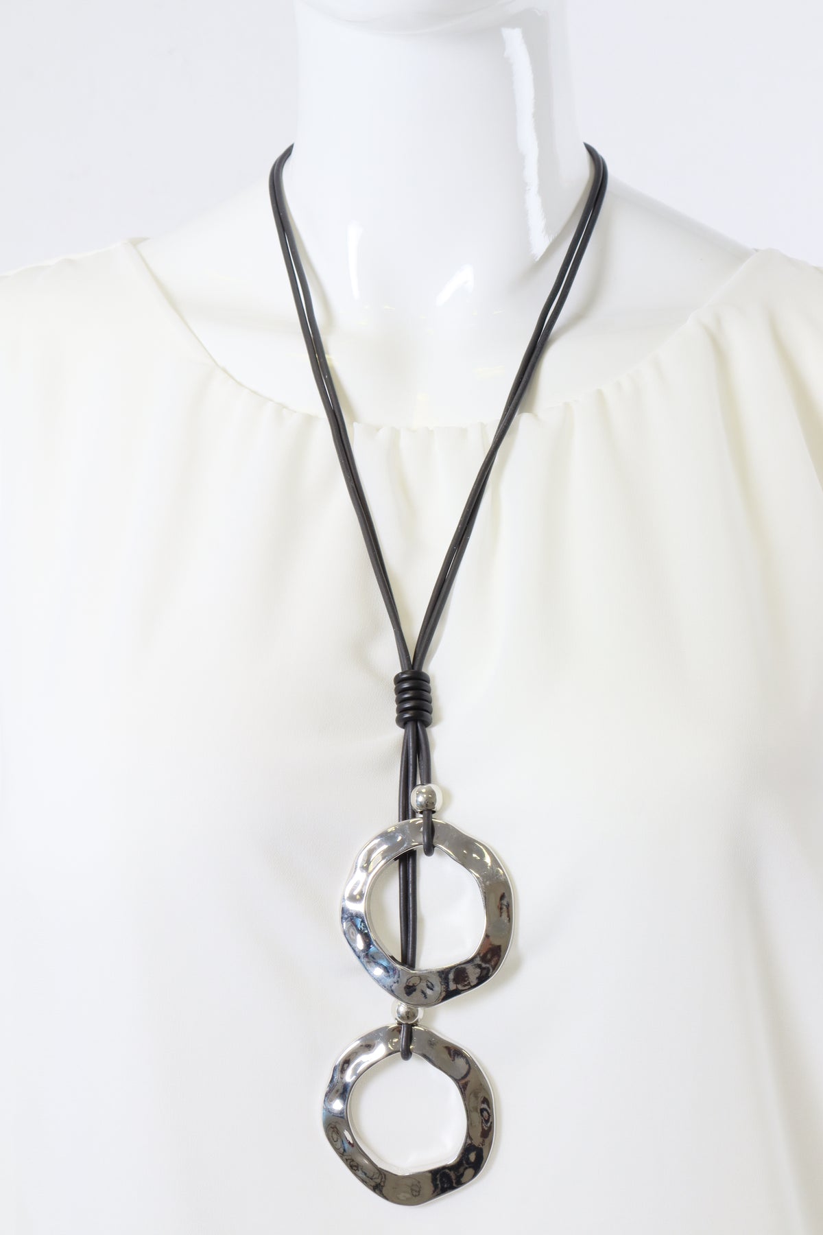 Eithne Necklace in Black and Silver