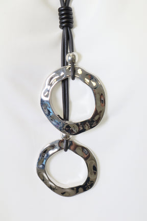 Eithne Necklace in Black and Silver