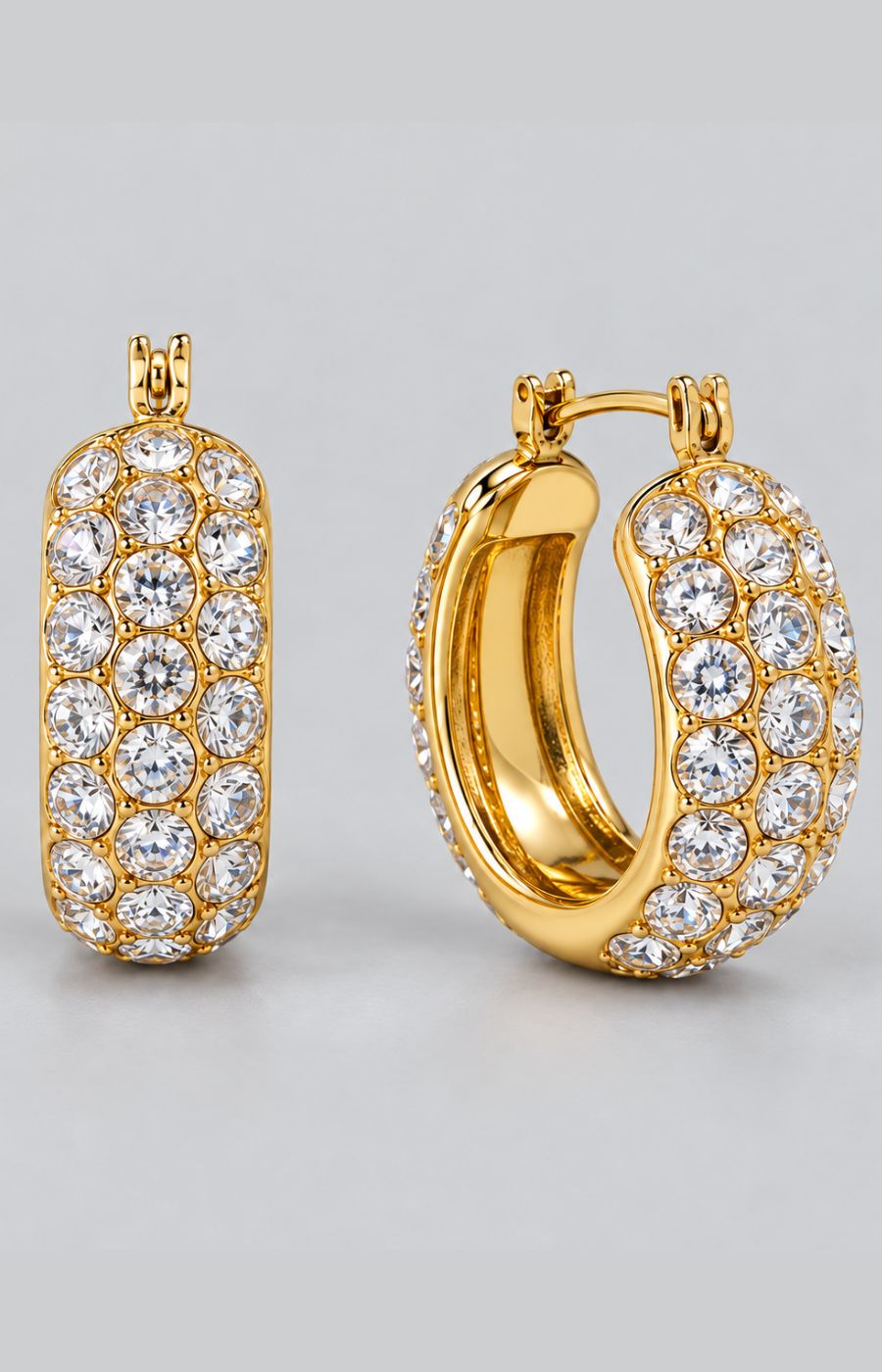 Elara Earrings in Gold 