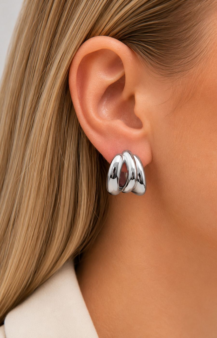 Elena Earrings in Silver 