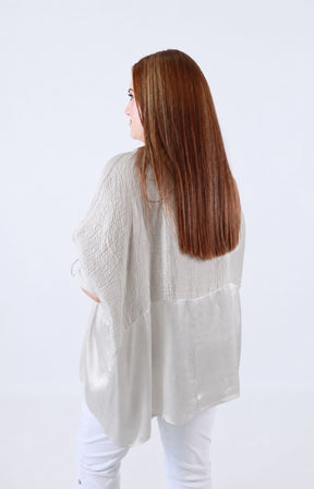 Ellen Blouse in Beige 
