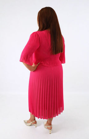 Elsie Dress in Fuchsia 
