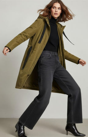Etage Colour Change Raincoat in Leaf 