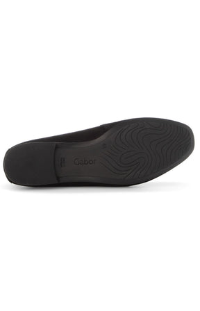 Black shoe sole with 'Gabor' branding on a white background 